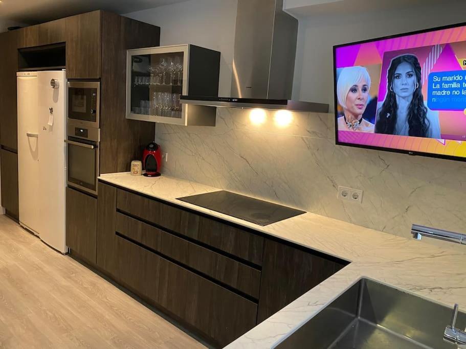 Duplex Acogedor Y Comodo Сан-Себастьян-де-лос-Реєс Екстер'єр фото