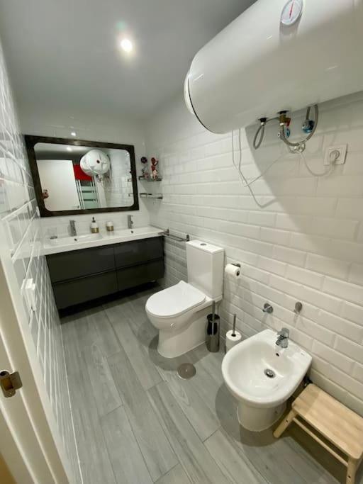 Duplex Acogedor Y Comodo Сан-Себастьян-де-лос-Реєс Екстер'єр фото